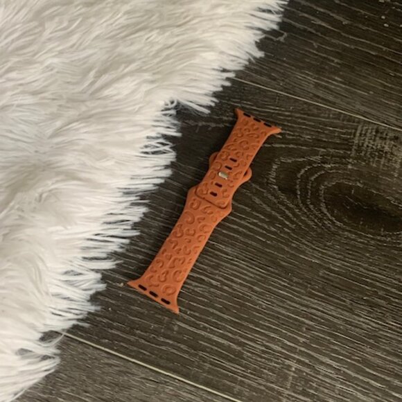 Ultra Soft Silicone Burnt Orange Leopard Engraved Apple Watch Band | 38/40/41mm - Picture 2 of 4